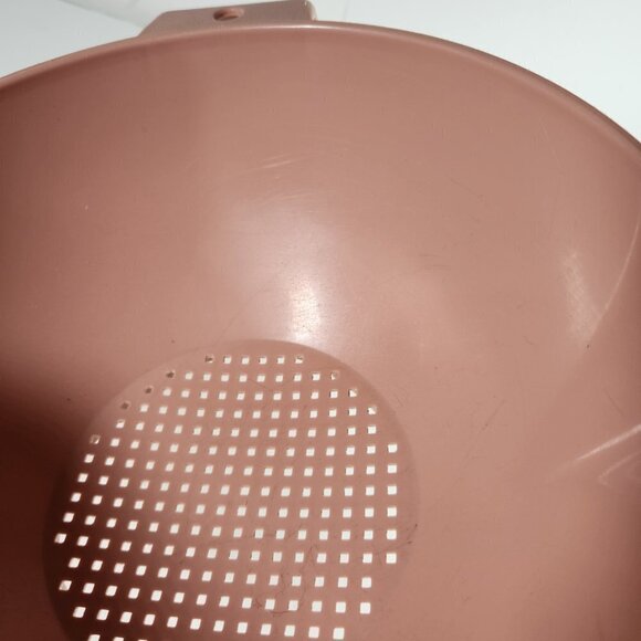 Tupperware Strainer Colander Large Pink Vintage 2 Quart Long Handle Rare… - Picture 5 of 10